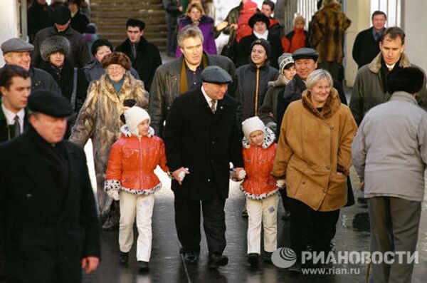 Семья Лужковых в день выборов в Государственную Думу РФ