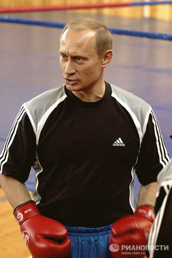 В.Путин на тренировочной базе сборной России по боксу