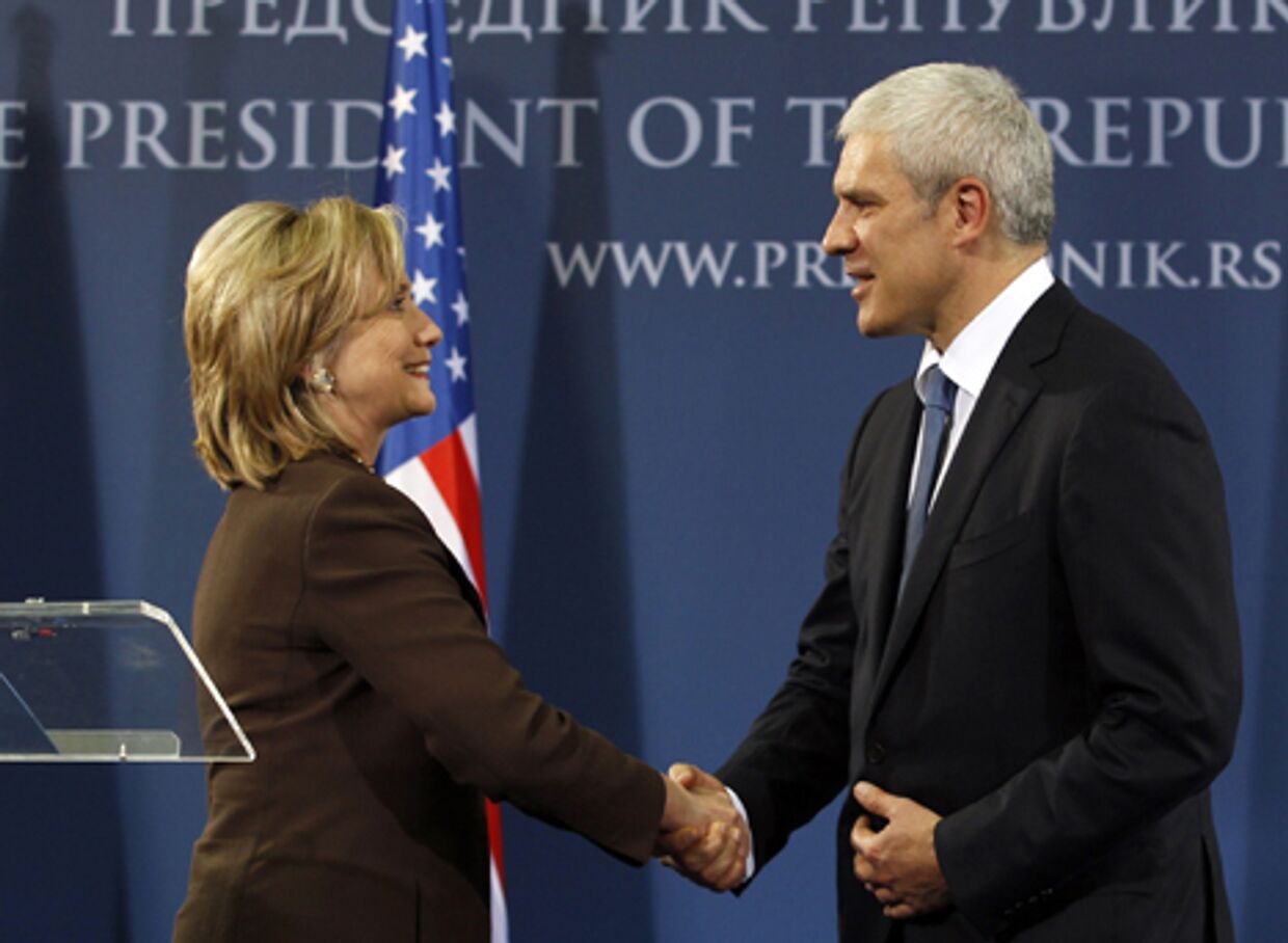 Хиллари Клинтон на встрече с Борисом Тадичем во время ее визита в Сербию