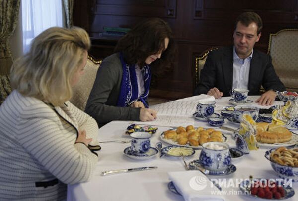 Президент РФ Дмитрий Медведев принял участие во Всероссийской переписи