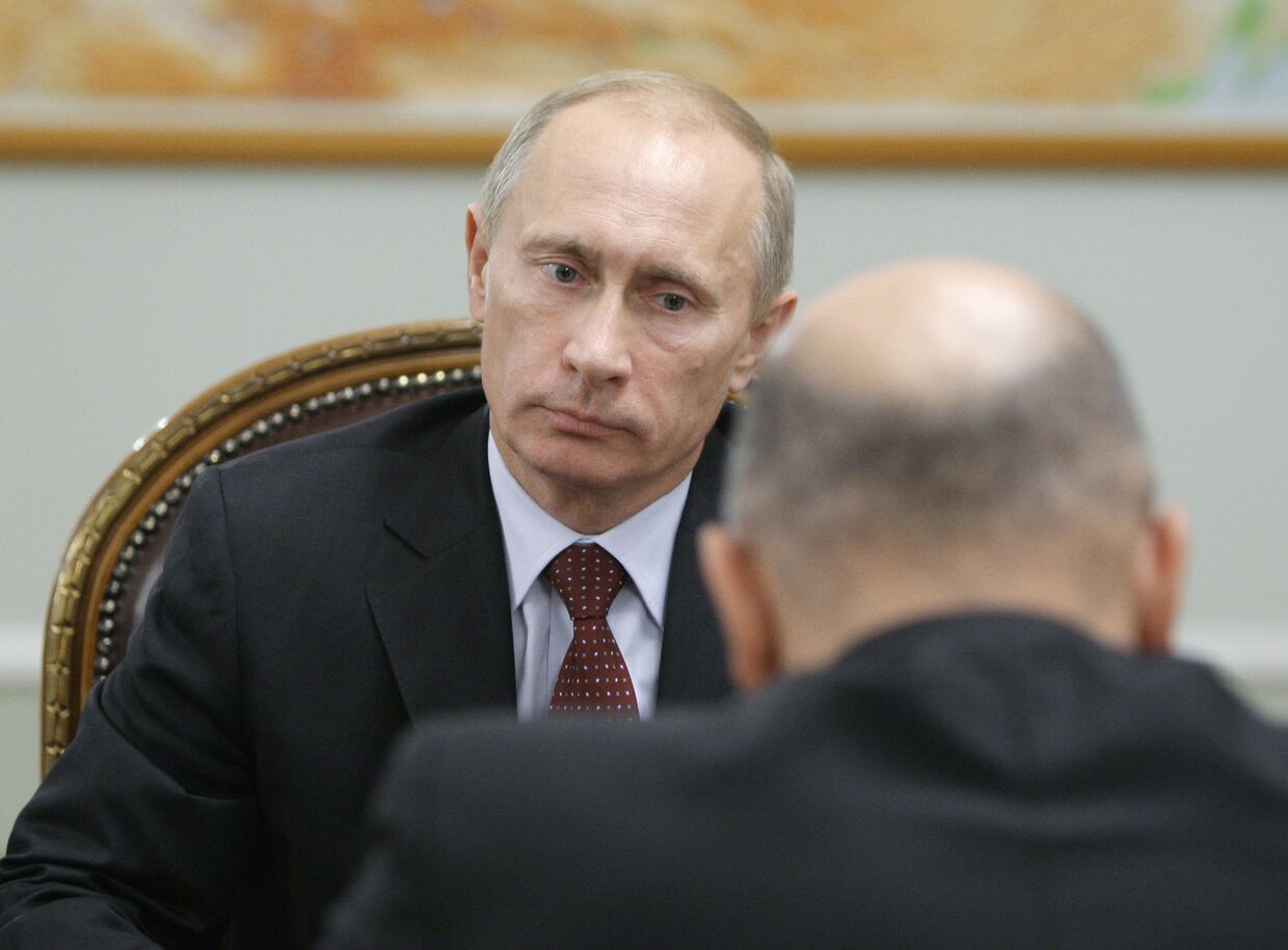 Премьер-министр РФ Владимир Путин провел рабочую встречу с Михаилом Мишустиным
