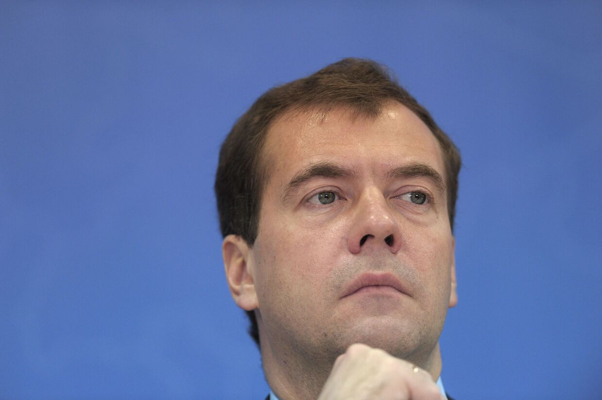 Президент РФ Д.Медведев провел совещание по обеспечению лекарствами пожилых граждан-льготников