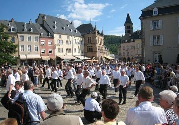 Люксембург танцевальная процессия