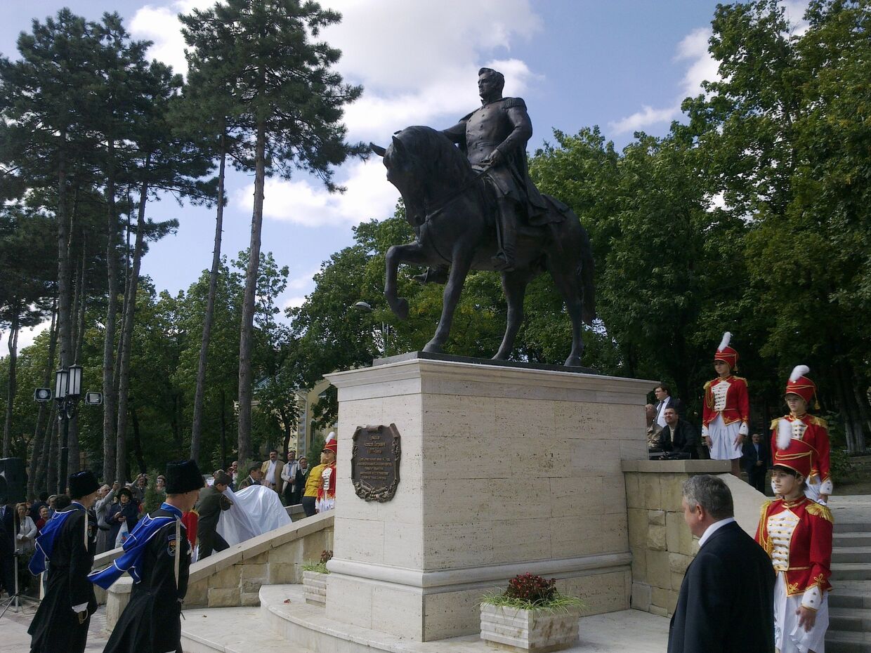 Открытие памятника генералу Ермолову в Пятигорске