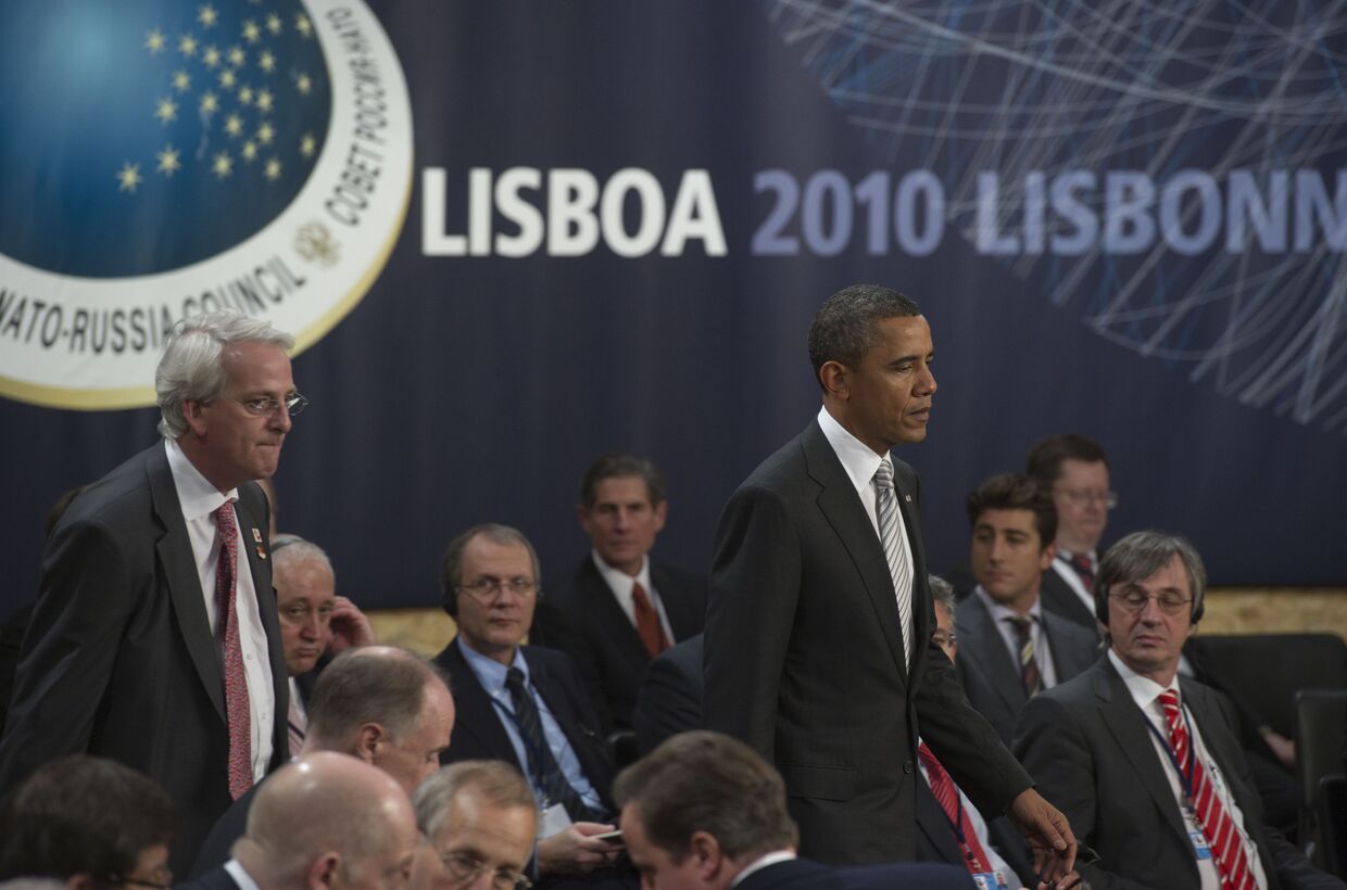 Президент США Барак Обама участвует в заседании Совета Россия–НАТО