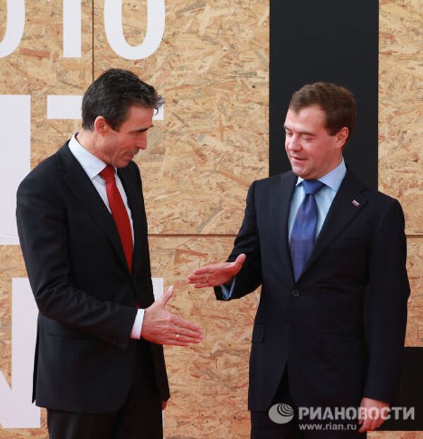 Президент РФ Д.Медведев прибыл в Лиссабон для участия в заседании Совета Россия – НАТО