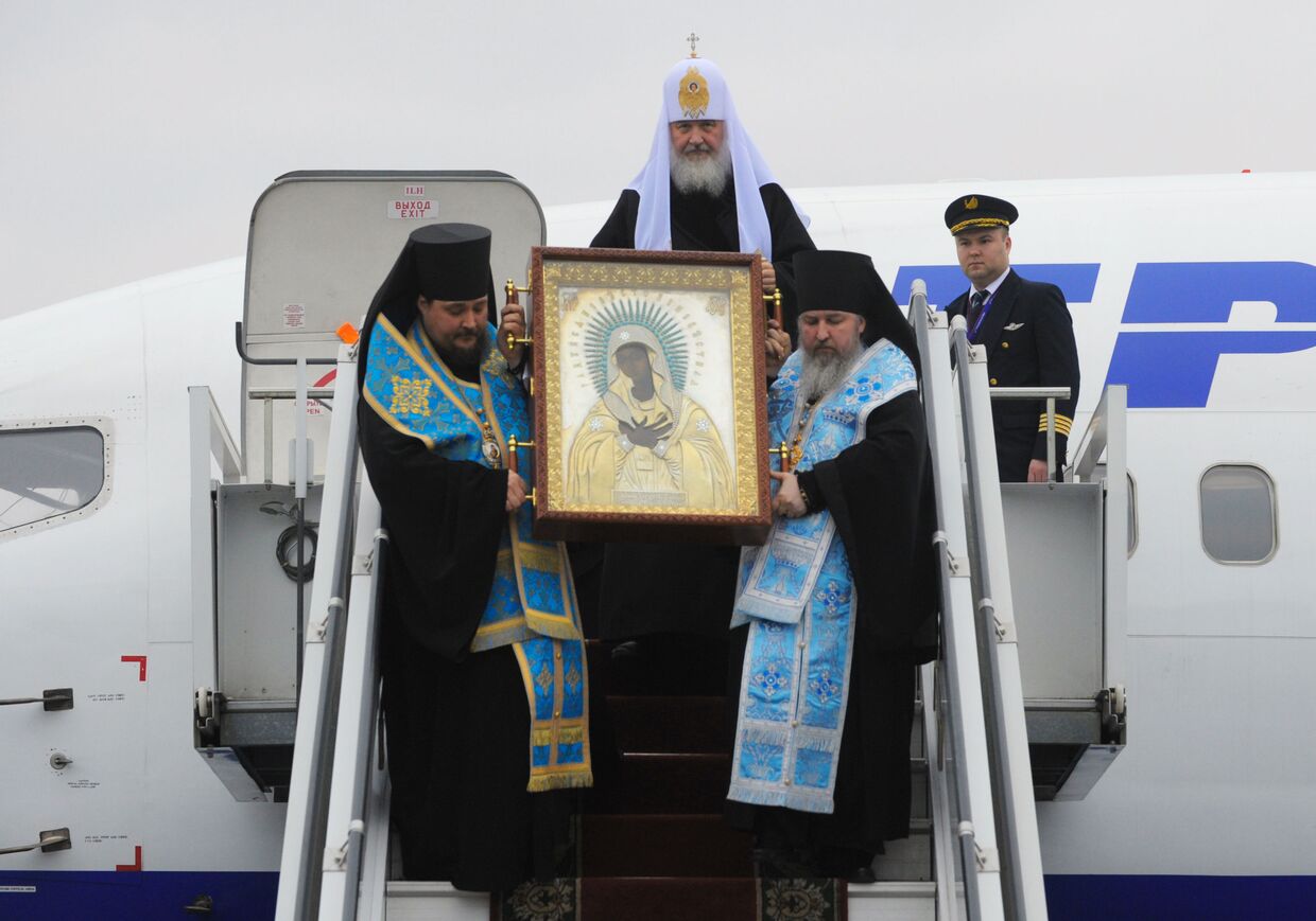 Патриарх Московский и всея Руси Кирилл прибыл в Киев для участия в торжествах по случаю 75-летия Блаженнейшего митрополита Киевского и всея Украины Владимира