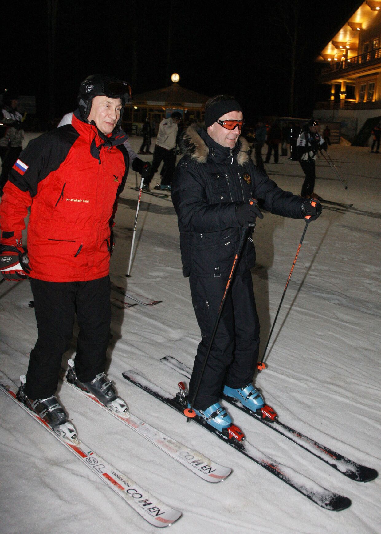 Дмитрий Медведев и Владимир Путин на горнолыжном курорте Красная Поляна