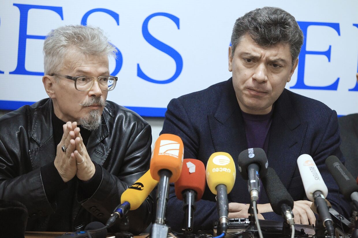 Пресс-конференция Бориса Немцова и Эдуарда Лимонова