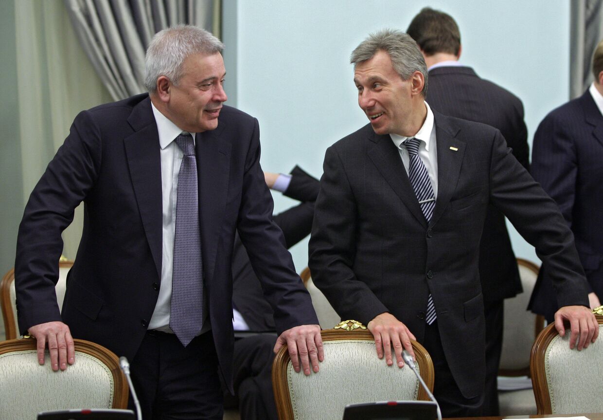 Вагит Алекперов и Герман Хан на встрече премьер-министра РФ с министром энергетики и нефти Венесуэлы