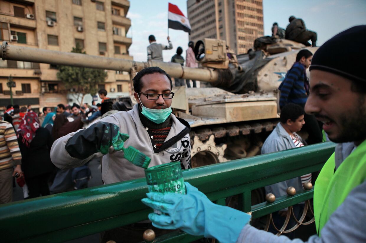 Площадь Тахрир в Каире возвращается к нормальной жизни
