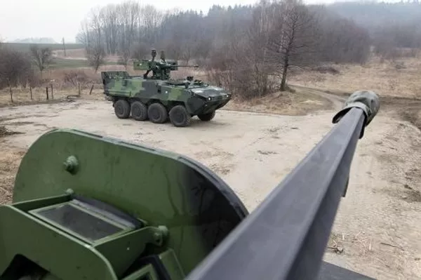 Как собирают БТР: Pandur II 8x8