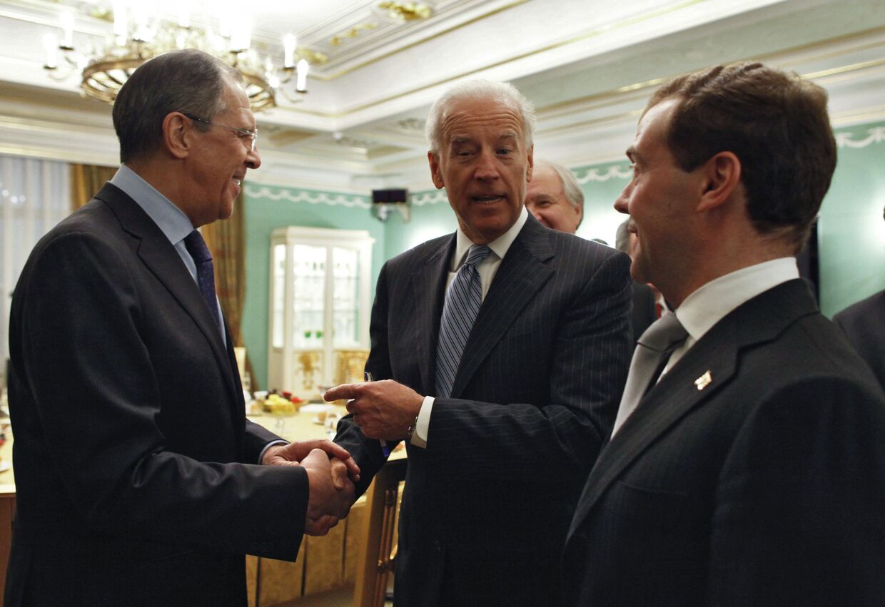 Президент РФ Д.Медведев и вице-президент США Д.Байден встретились в Горках