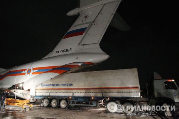 МЧС РФ направляет в Японию первый самолет с гуманитарной помощью