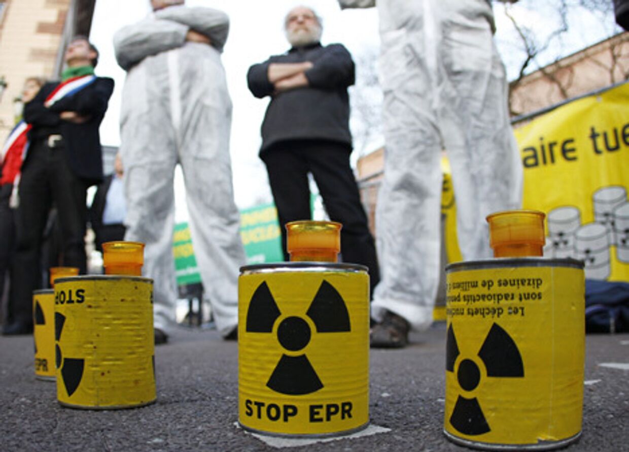 ядерные программы сейчас оказались под вопросом во многих странах мира