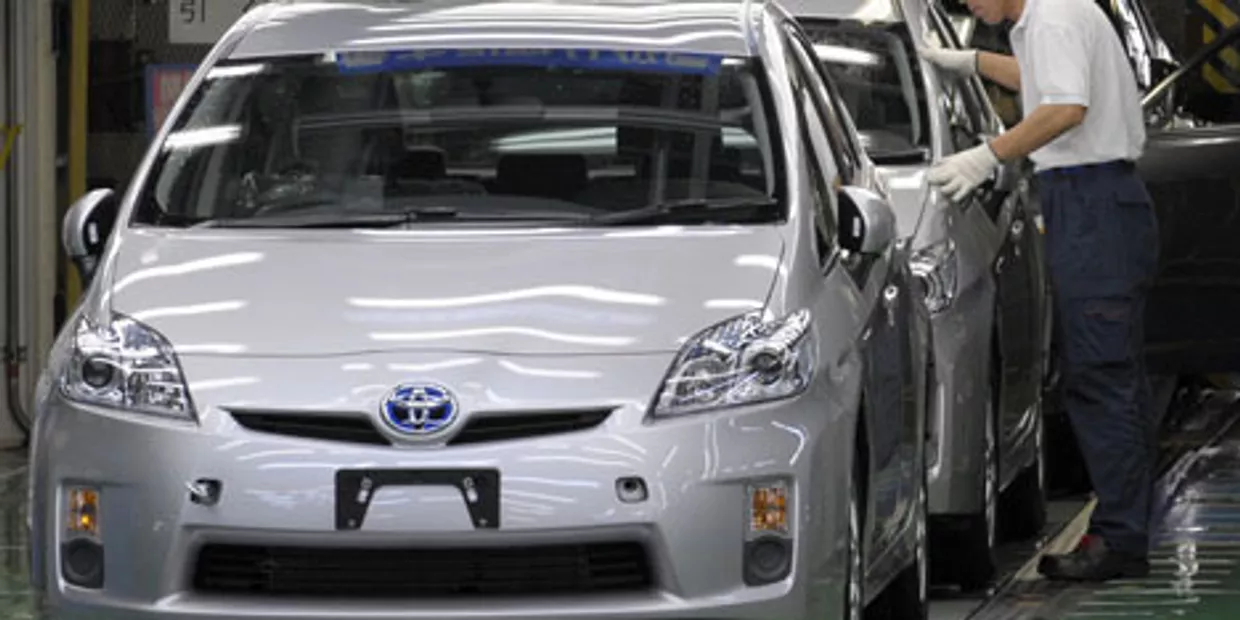 производство автомобилей Toyota