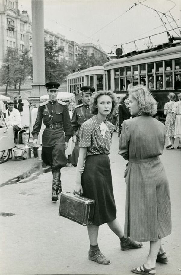 фотография Анри Картье-Брессон во время его визита в Москву в 1954 году