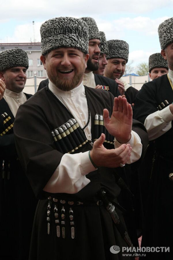 Глава ЧР Рамзан Кадыров принял участие в торжествах, посвященных Дню чеченского языка
