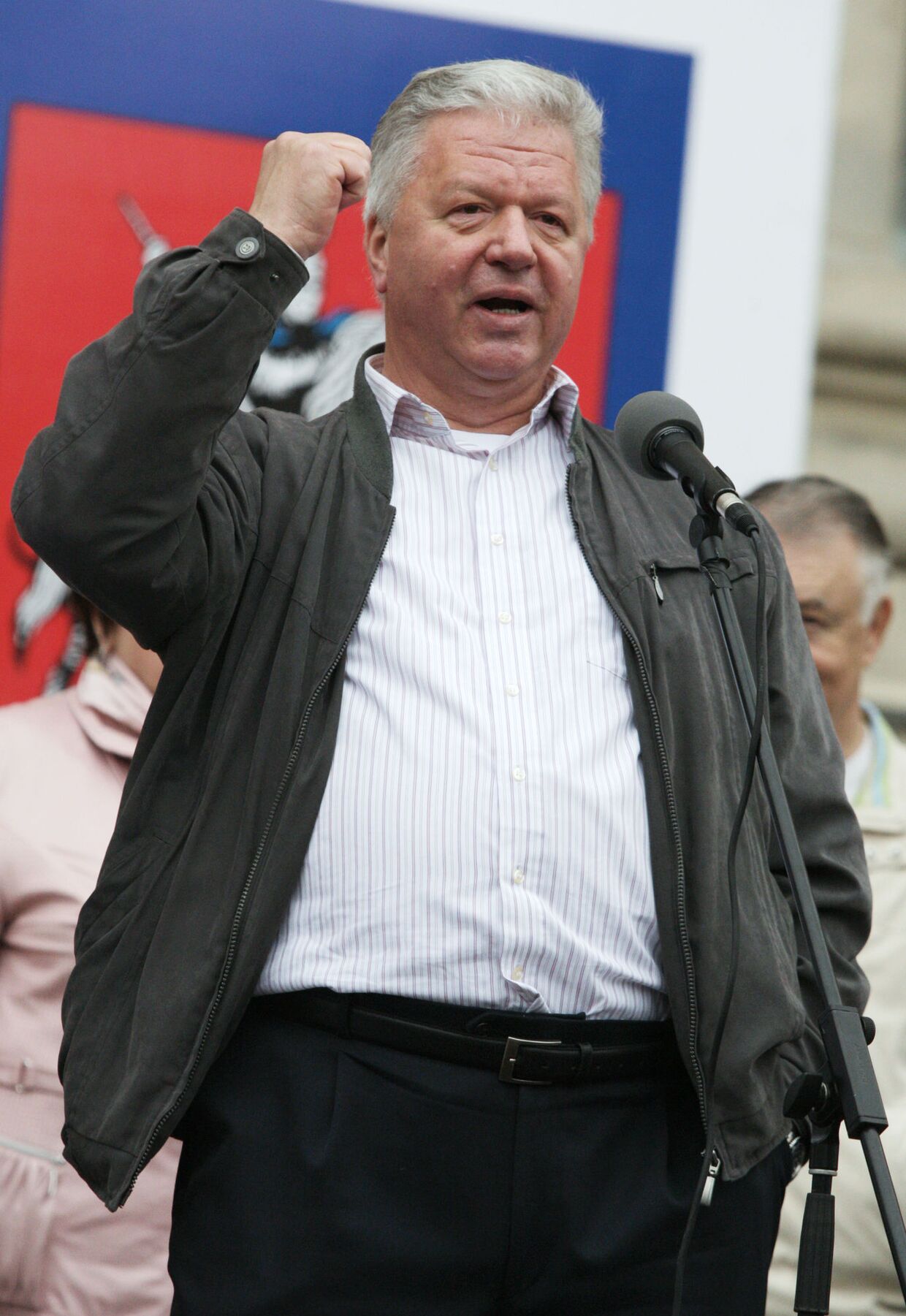 Михаил Шмаков на митинге, посвященном Дню весны и труда