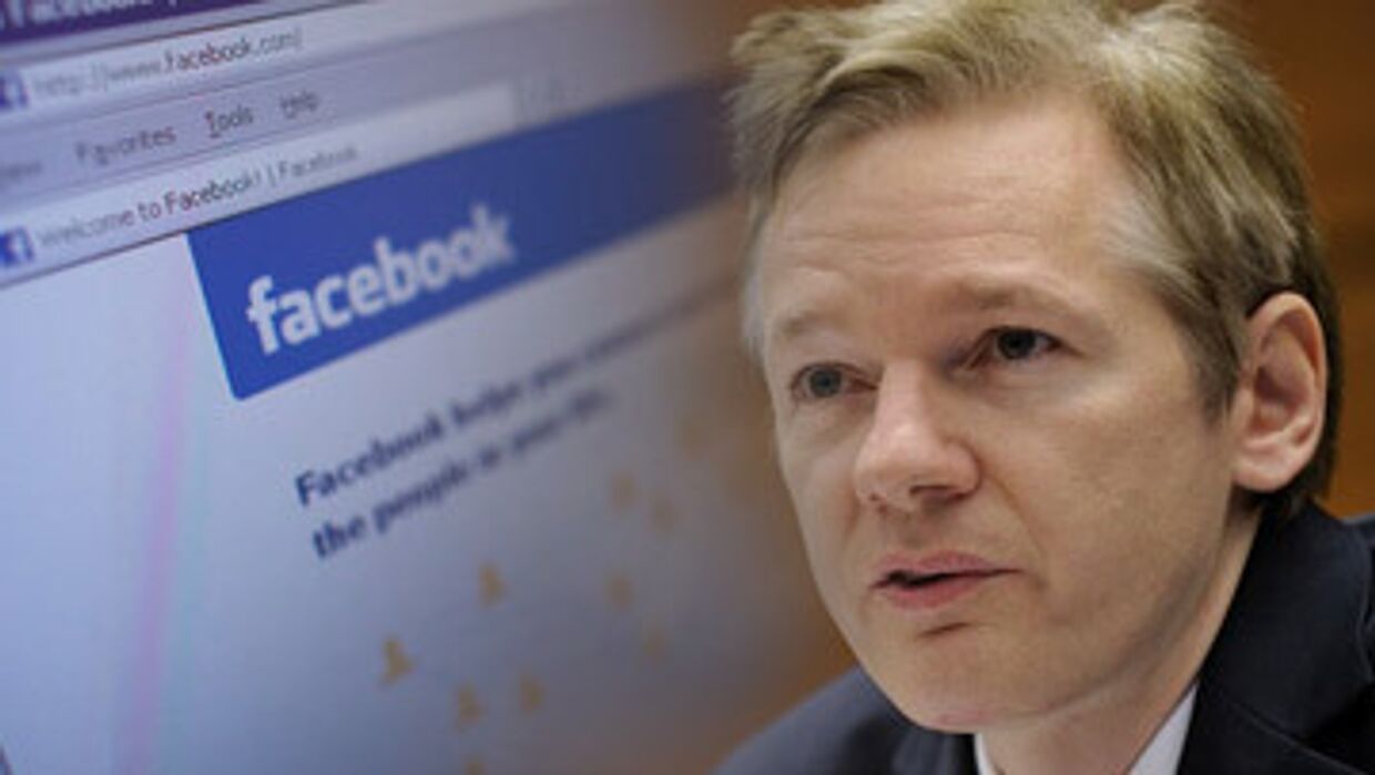 ассанж обвиняет фейсбук в шпионаже