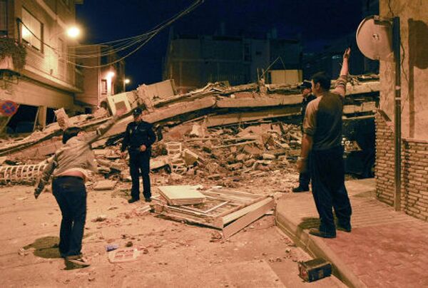  землетрясение магнитудой 5,3 близ города Лорка на юге Испании