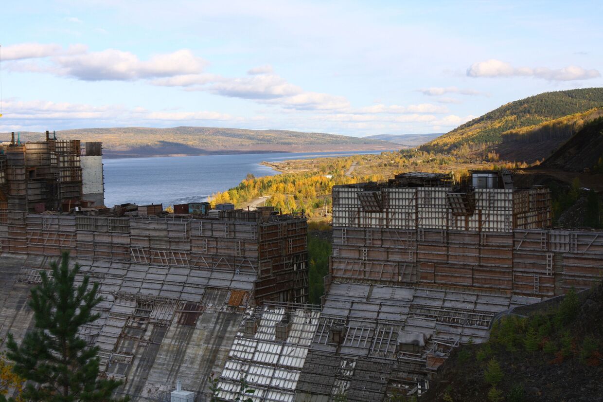Строительство Богучанской ГЭС в Красноярском крае
