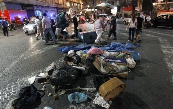 Неаполь под грудами мусора