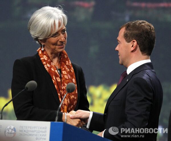 Президент РФ Д.Медведев на церемонии открытия Петербургского международного экономического форума 2010 г.