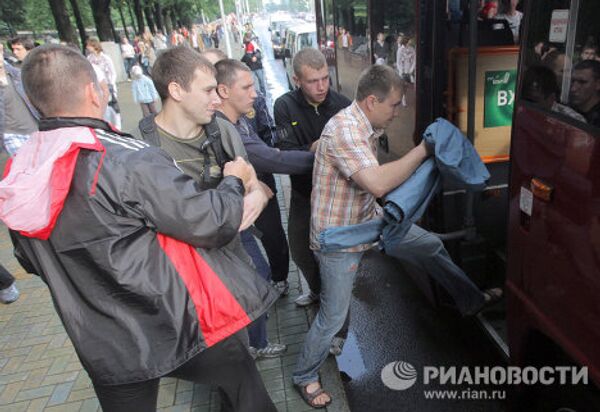 Несанкционированная акция протеста движения Революция через социальные сети в Минске