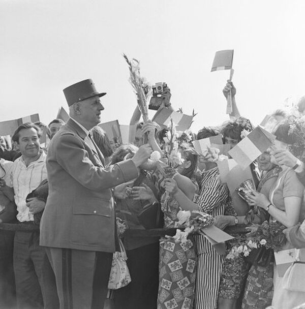 Встреча президента Франции Шарля де Голля в аэропорту Внуково, 1966 год
