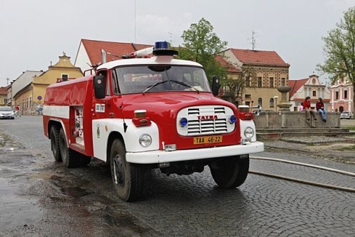 грузовик Tatra 148