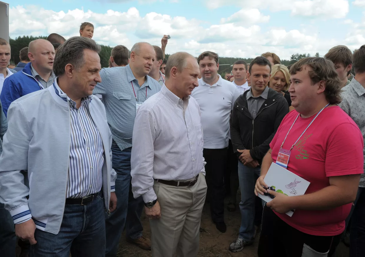 Посещение В.Путиным молодежного форума Селигер-2011 Посещение В.Путиным молодежного форума Селигер-2011