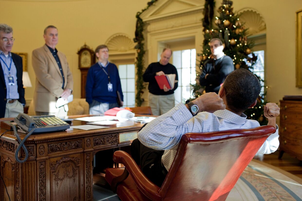 Президент США Барак Обама на встрече со своими советникам
