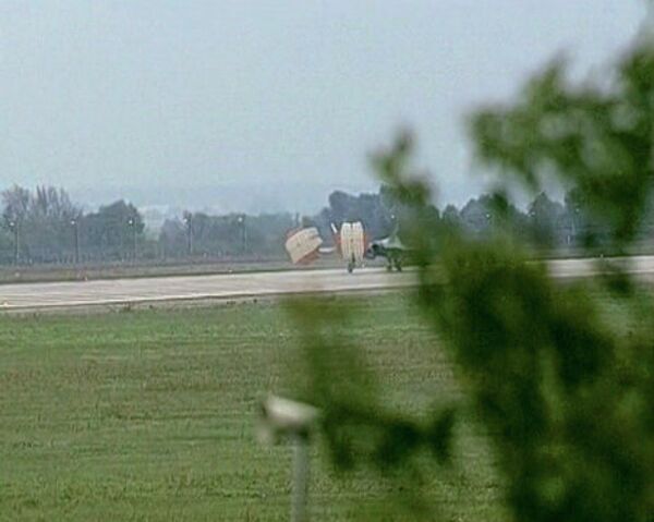Истребитель Т-50 не смог взлететь на МАКС-2011