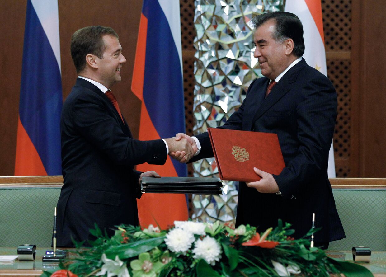 Подписание совместных документов по итогам российско-таджикских переговоров в Душанбе
