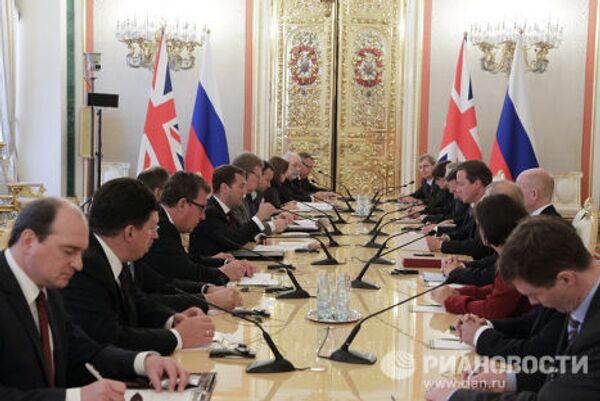 Президент РФ Д.Медведев провел переговоры с премьер-министром Великобритании Д.Кэмероном в Кремле
