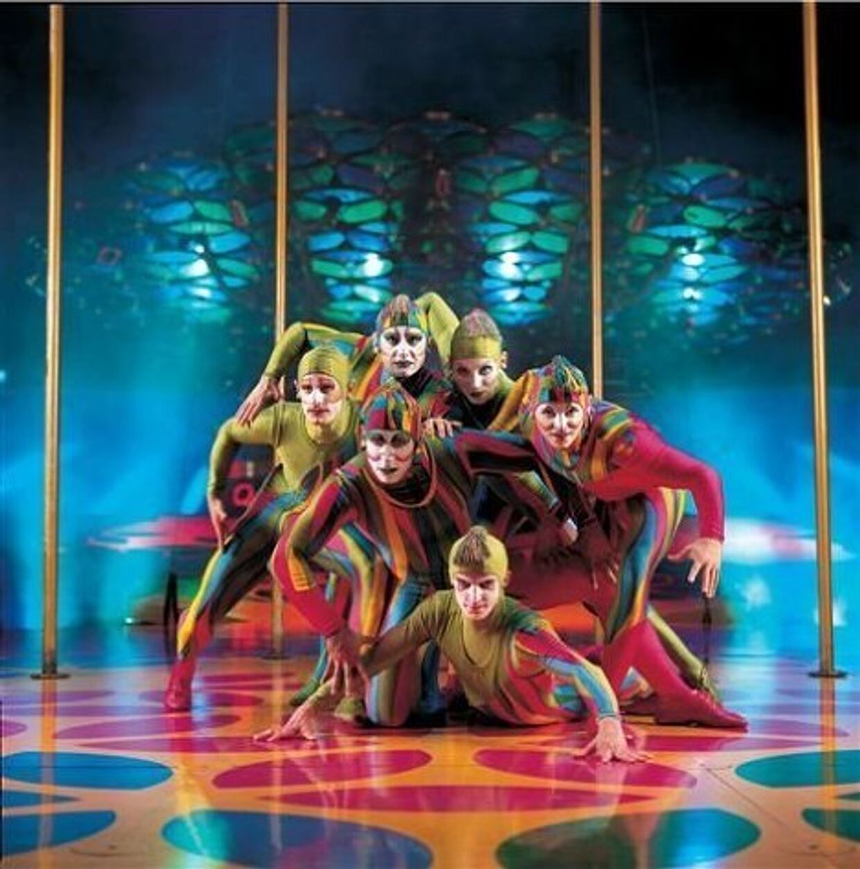 Saltimbanco: краски шоу Cirque du Soleil для жителей мегаполиса