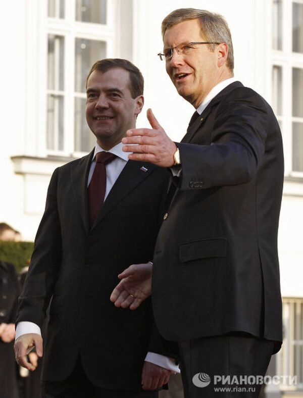 Президент РФ Д.Медведев на встрече с президентом ФРГ КюВульфом
