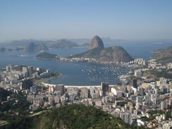 Один из главных символов Рио-де-Жанейро - 395-метровая гора Сахарная голова