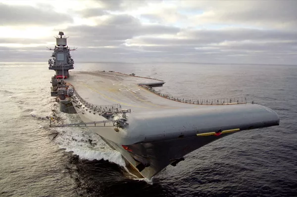 Тяжелый авианесущий крейсер (ТАВКР) «Адмирал Кузнецов»