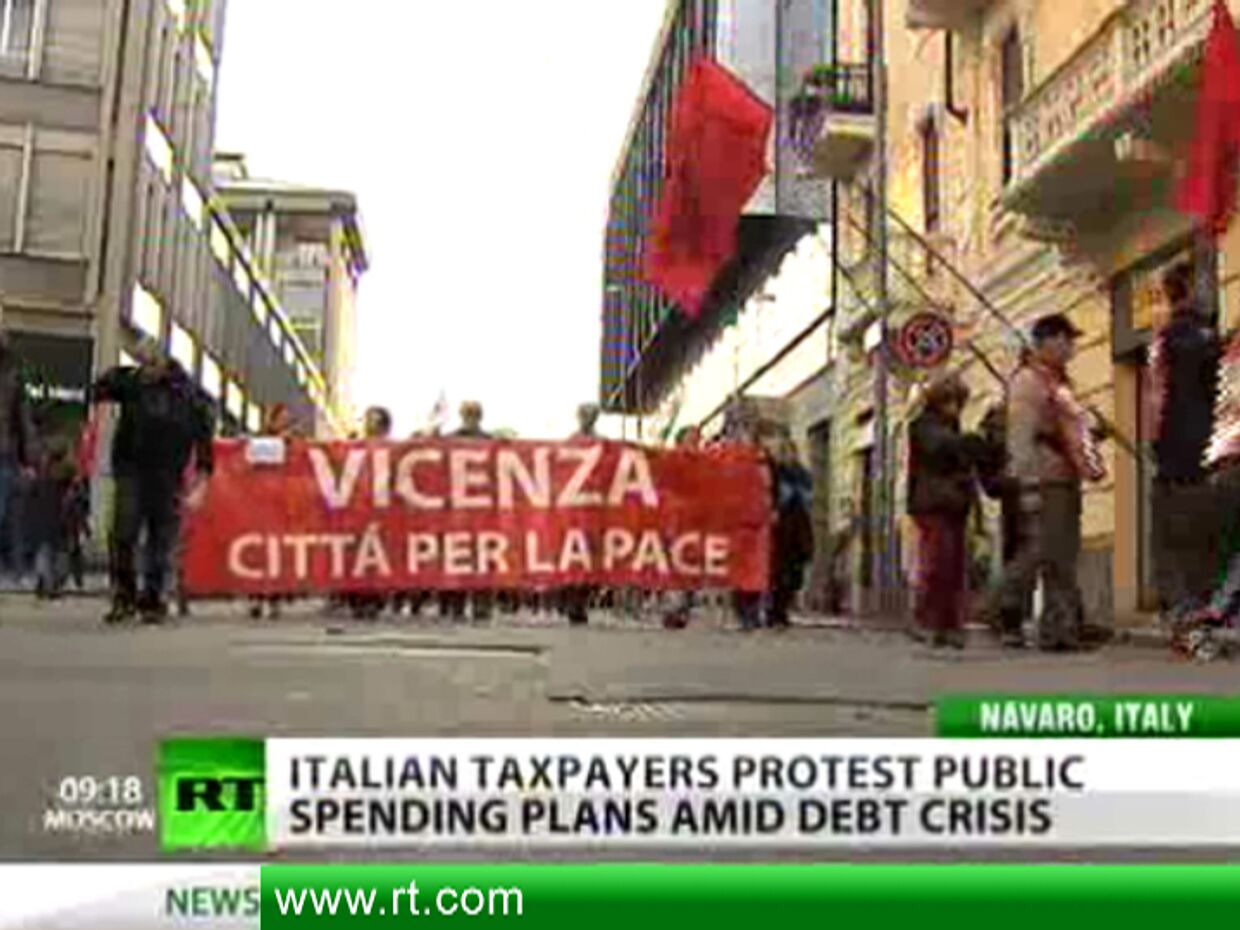 Итальянцы протестуют против расходов на оборонные проекты
