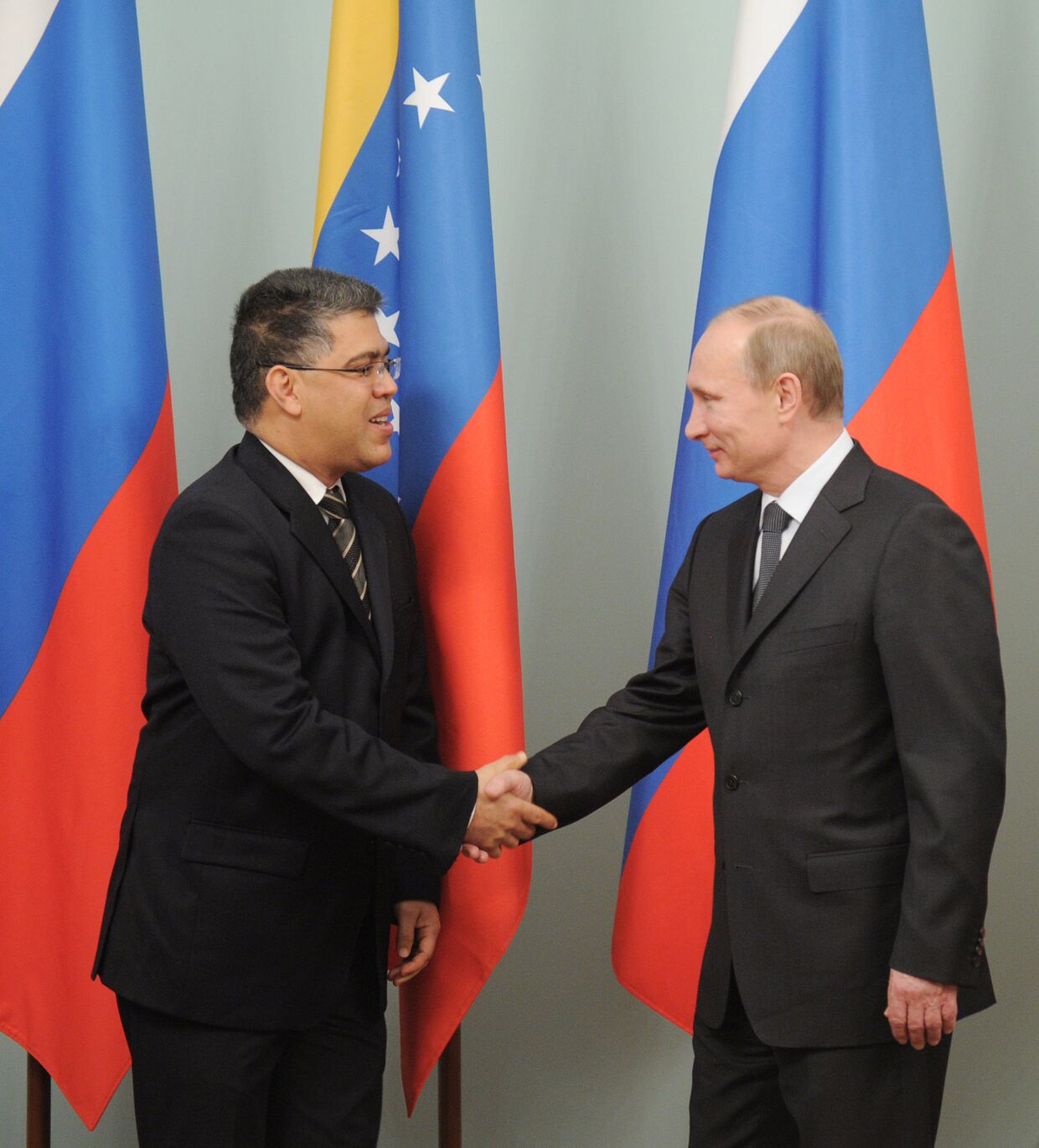Встреча премьер-министра РФ Владимира Путина и вице-президента Венесуэлы Элиаса Хауа Милано