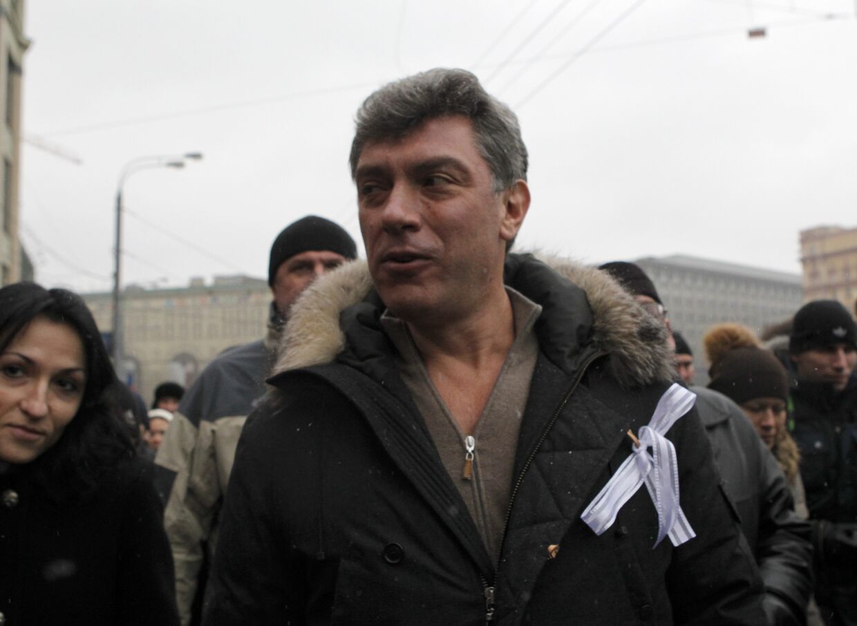 Борис Немцов на митинге За честные выборы в Москве