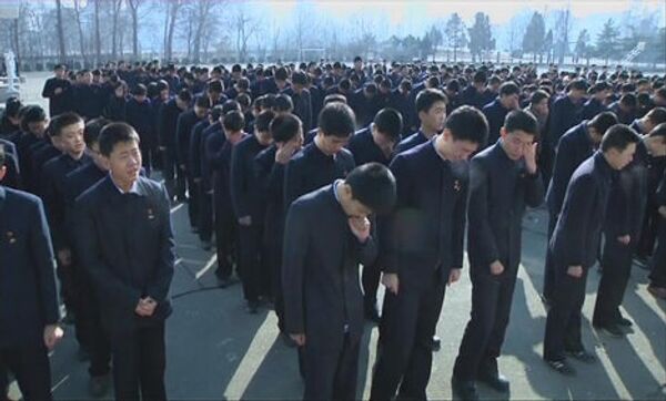 Жители Северной Кореи скорбят о смерти Ким Чен Ира 