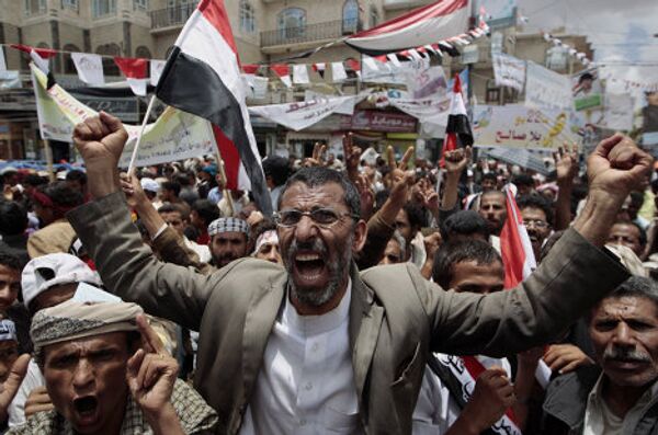 Антиправительственные демонстрации с требованием свержения президента Йемена  Али  Абдаллы  Салеха  в  Сане  