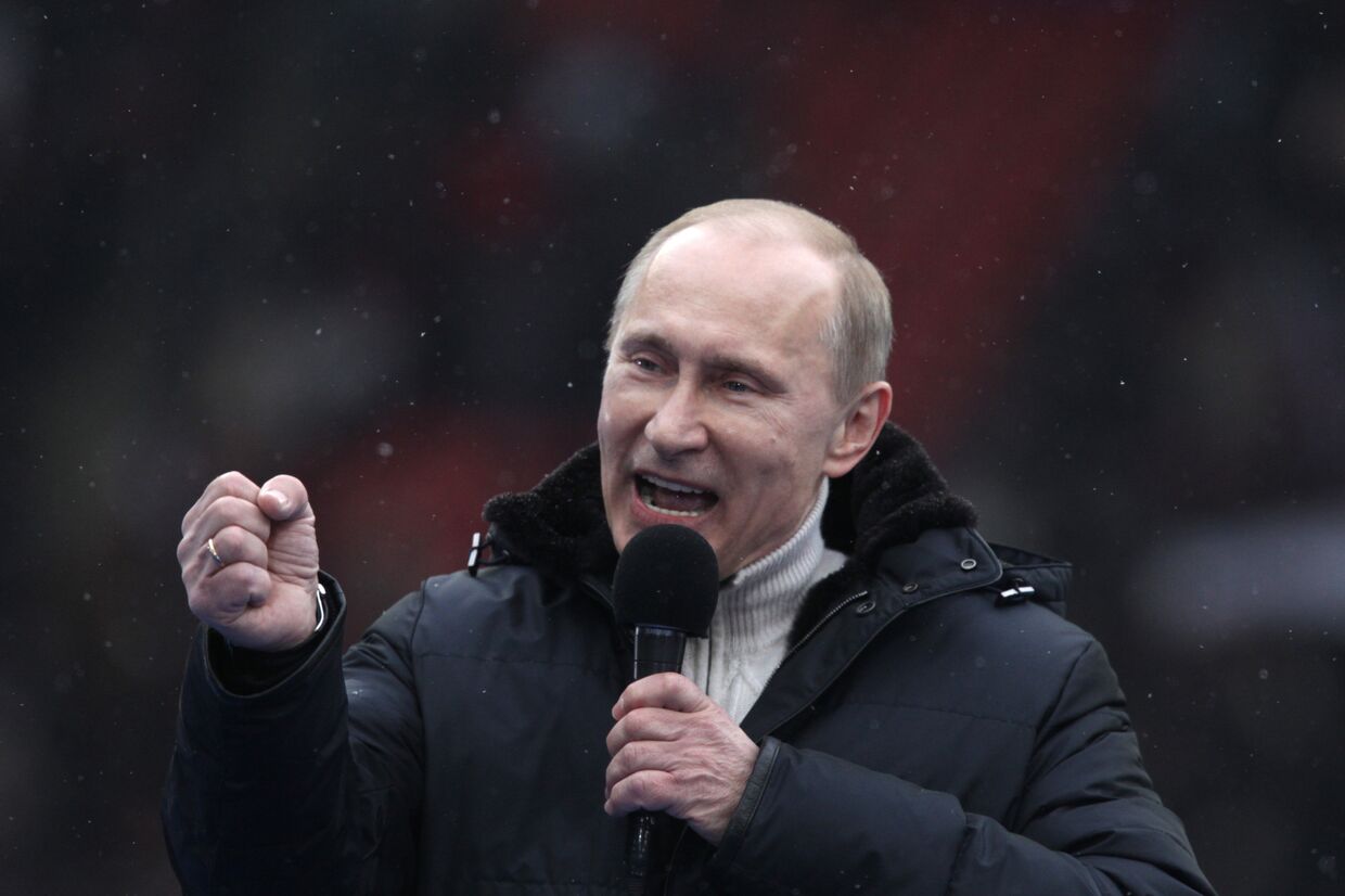 Премьер-министр РФ В.Путин принял участие в митинге своих сторонников Защитим страну!