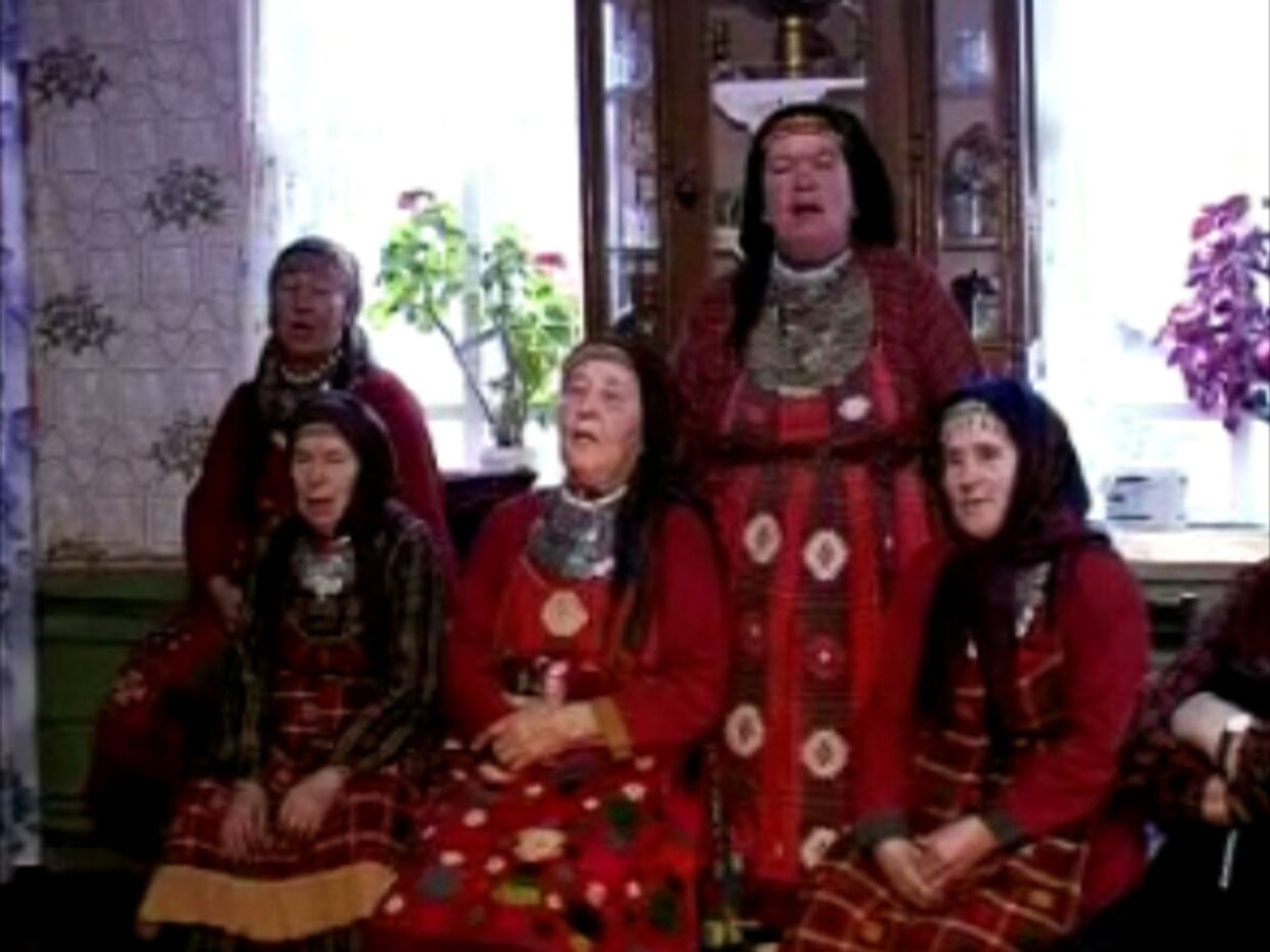 Бурановские бабушки поют Yesterday