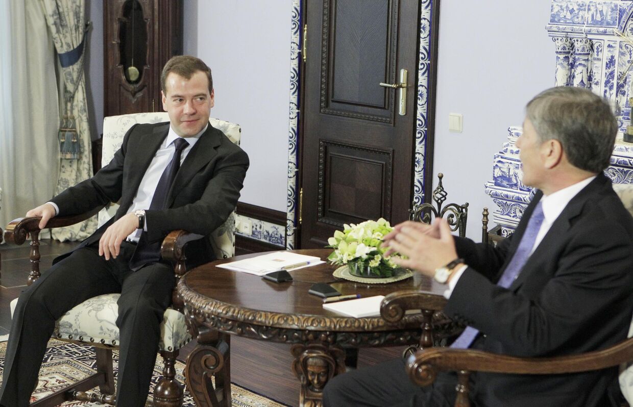 Президент РФ Д.Медведев встретится с президентом Киргизии А.Атамбаевым