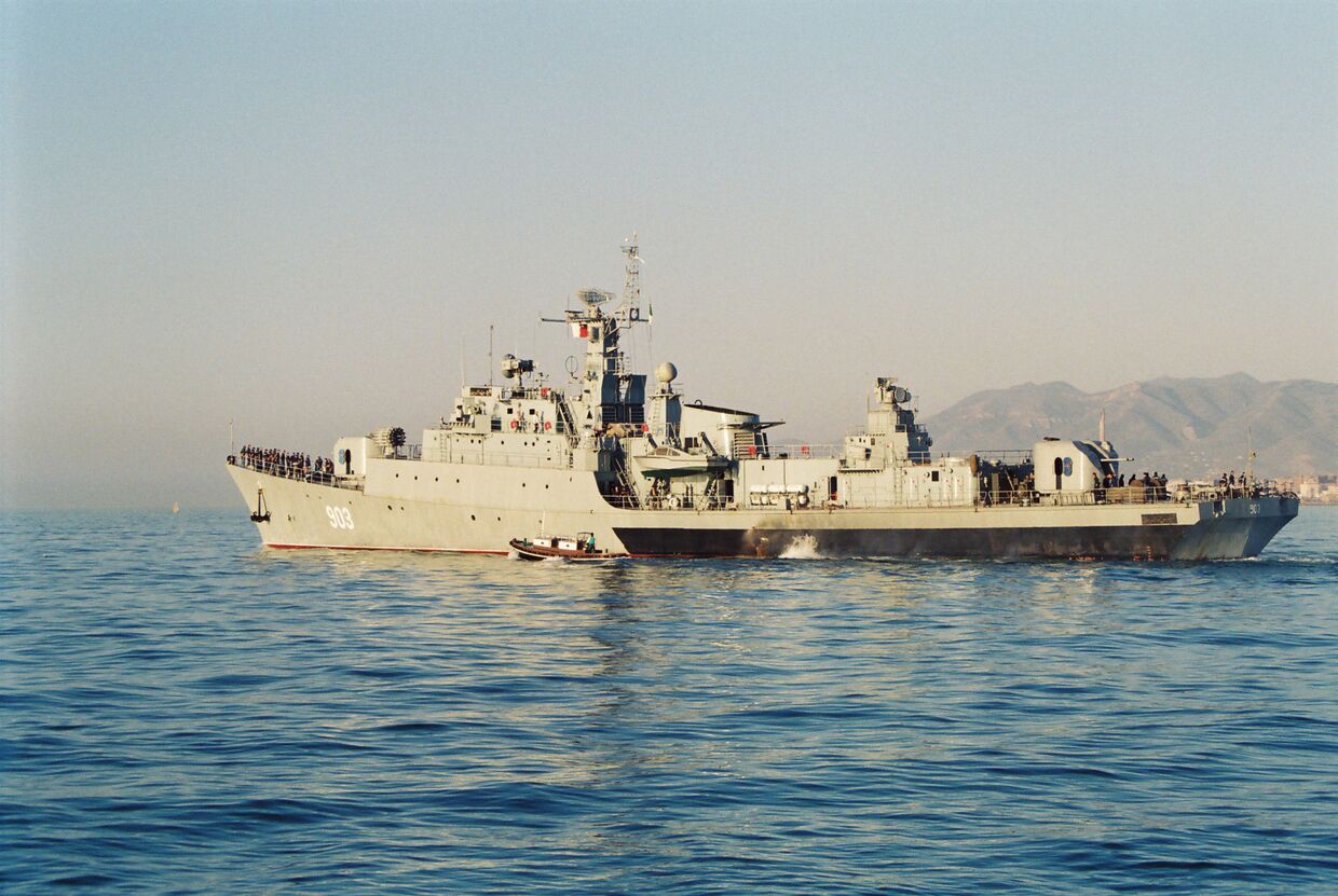 Алжирский фрегат Раис Корфоу, бывший советский сторожевой корабль СКР-129