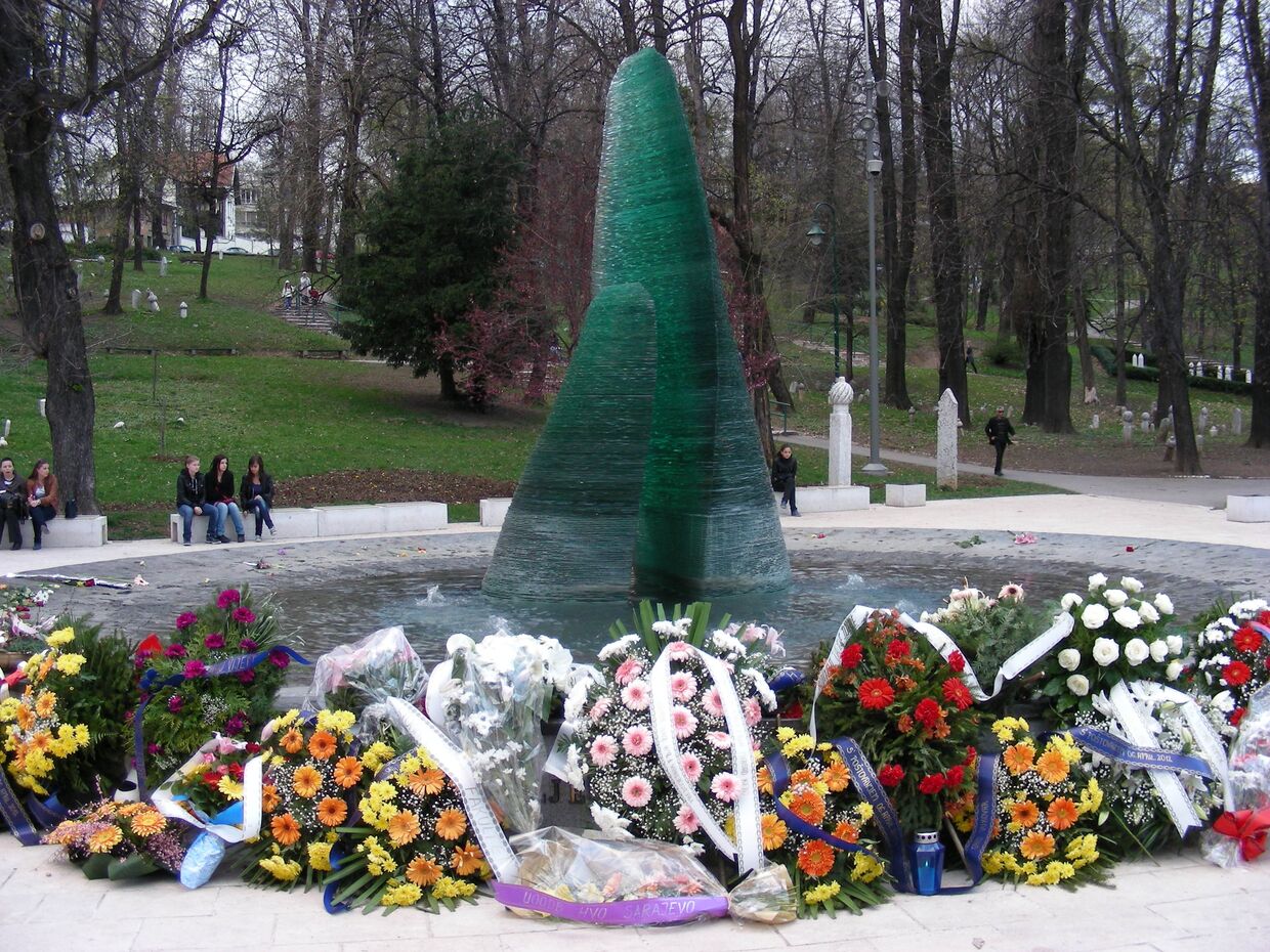 Мероприятия, посвященные 20-й годовщине осады столицы Боснии и Герцеговины Сараево. Красная линия. 6 апреля 2012 года